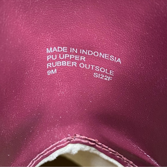 New! Michael Kors Tatum Maroon Faux Leather Lace Up Combat Boot 9M - Picture 11 of 14